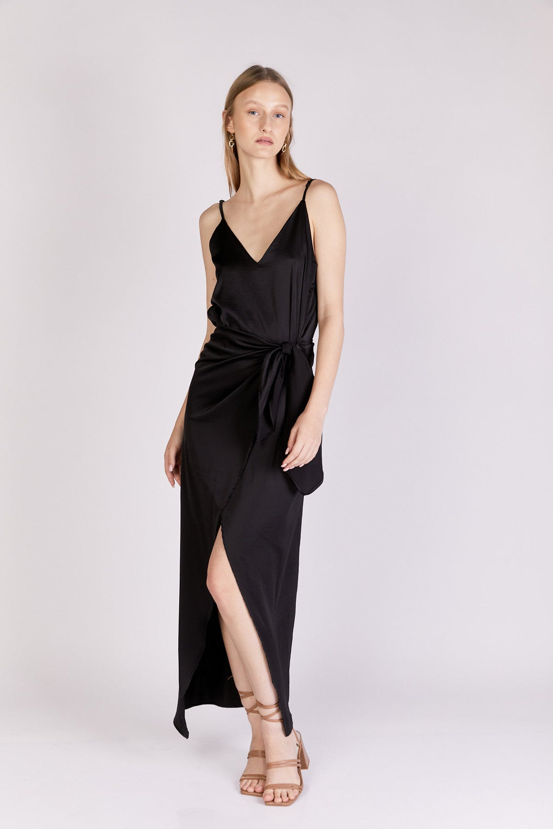 שמלת מונדה בצבע שחור - Neta Efrati