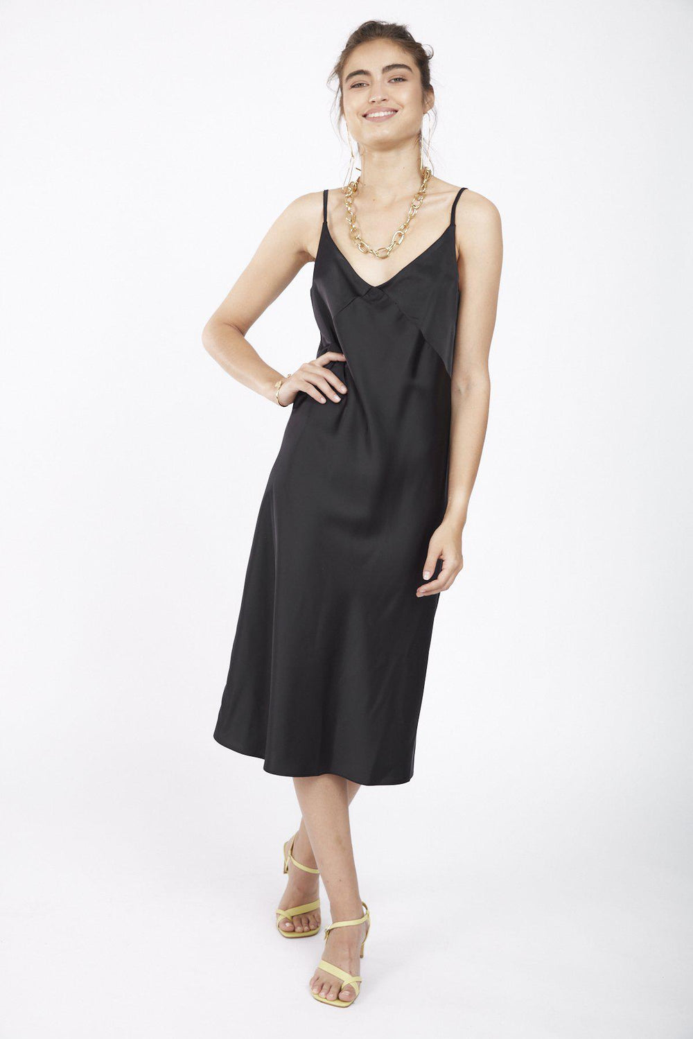 שמלת סרינה בצבע שחור - Razili Studio