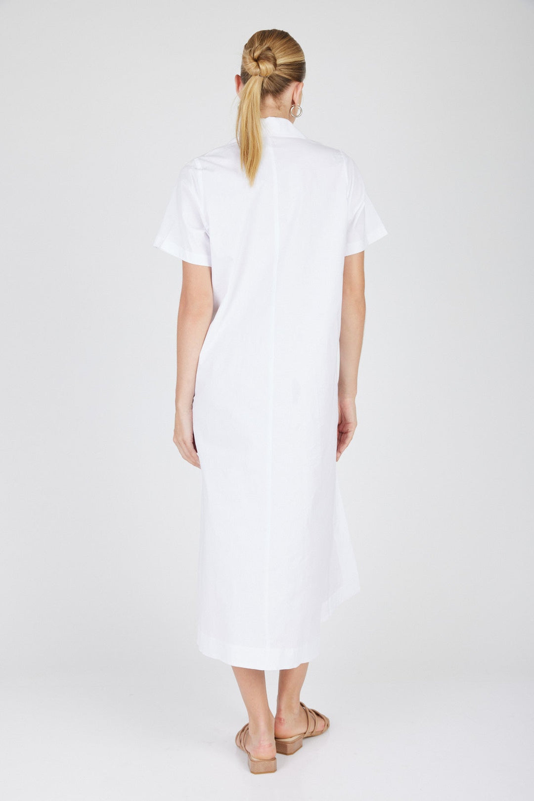 שמלת Yucca בצבע לבן - Razili Studio