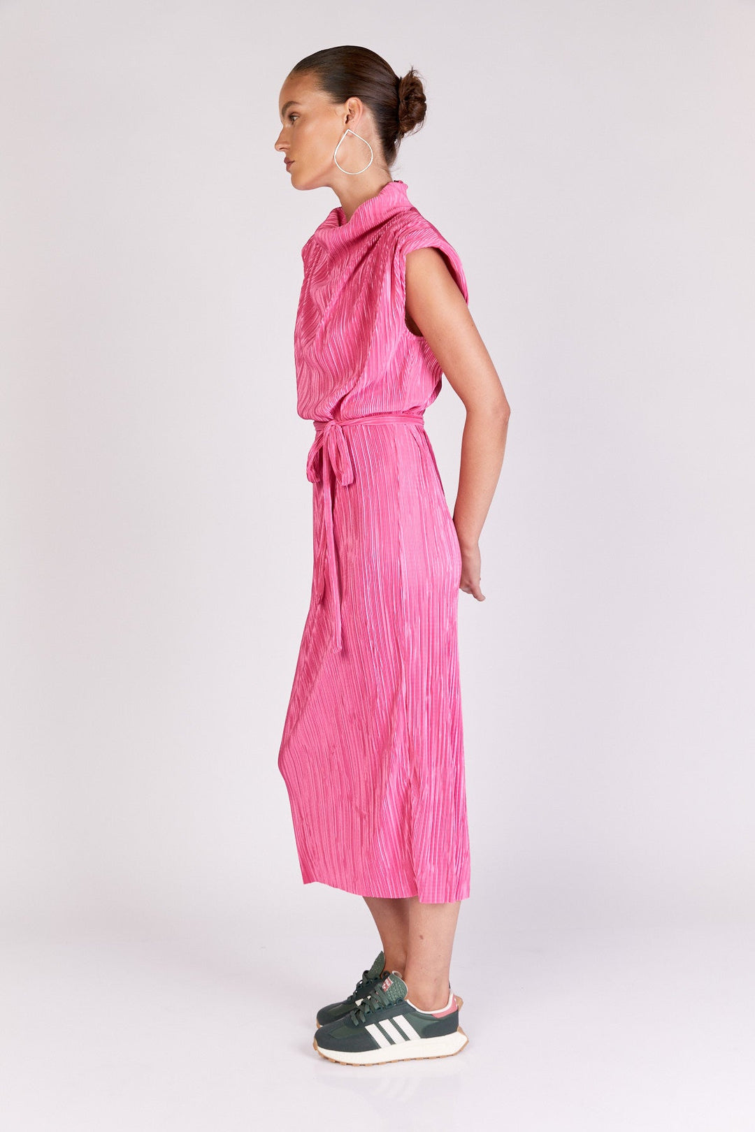 שמלת זואי בצבע ורוד פוקסיה - Dana Sidi