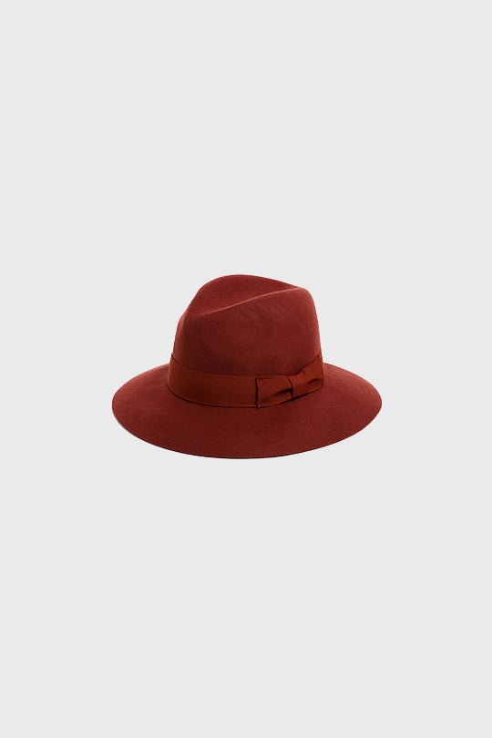 כובע פלופי קלאסי בצבע חמרה - Justine