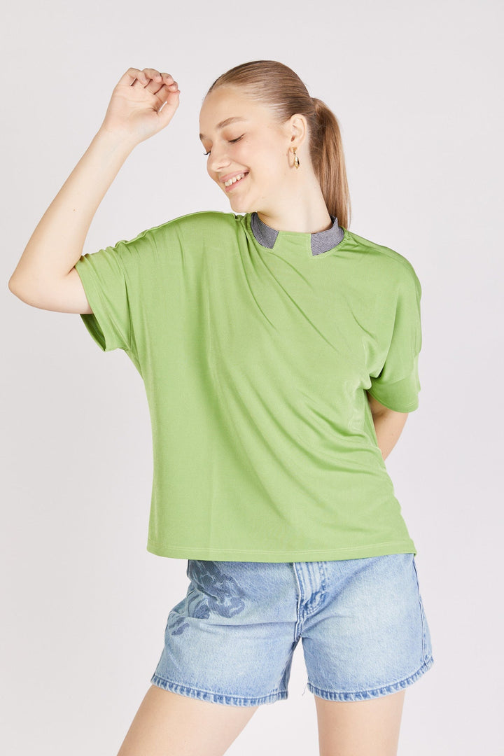 חולצה קצרה ארד בצבע ירוק - Razili Studio