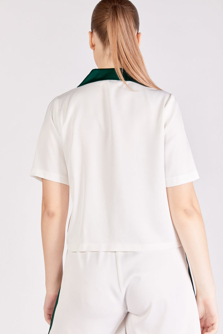 חולצה מכופתרת ג׳ייד בצבע לבן/ירוק - Razili Studio