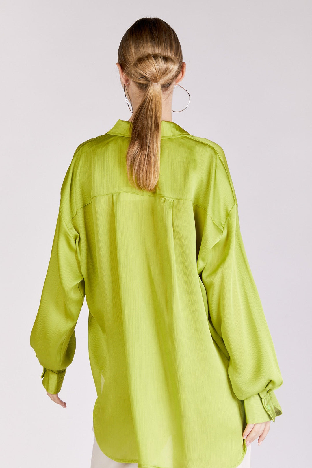 חולצה מכופתרת רורי בצבע ירוק - dana sidi
