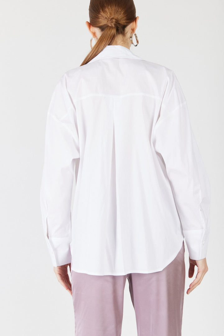 חולצת אובר שירט Air בצבע לבן - Razili Studio