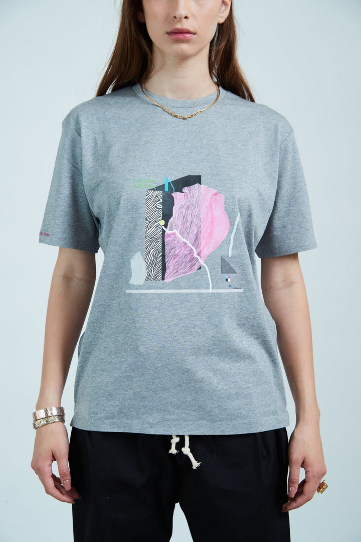 חולצת טי שירט בצבע אפור - Razili Studio