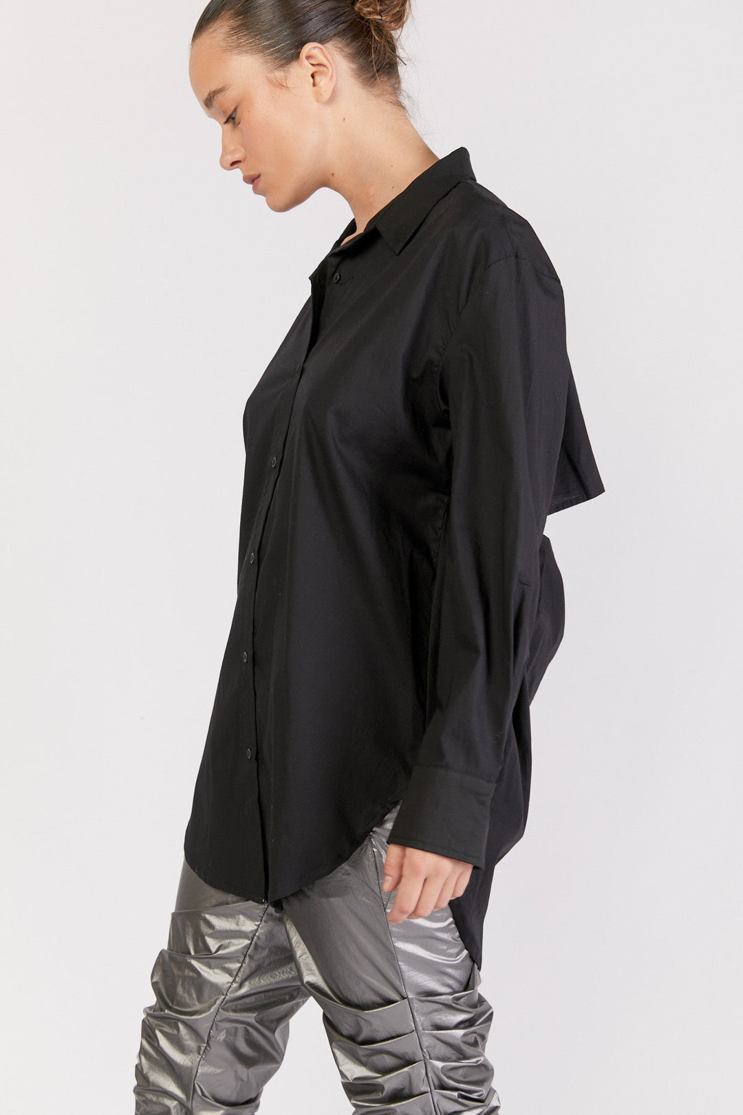 חולצת מכופתרת לייק בצבע שחור - Re