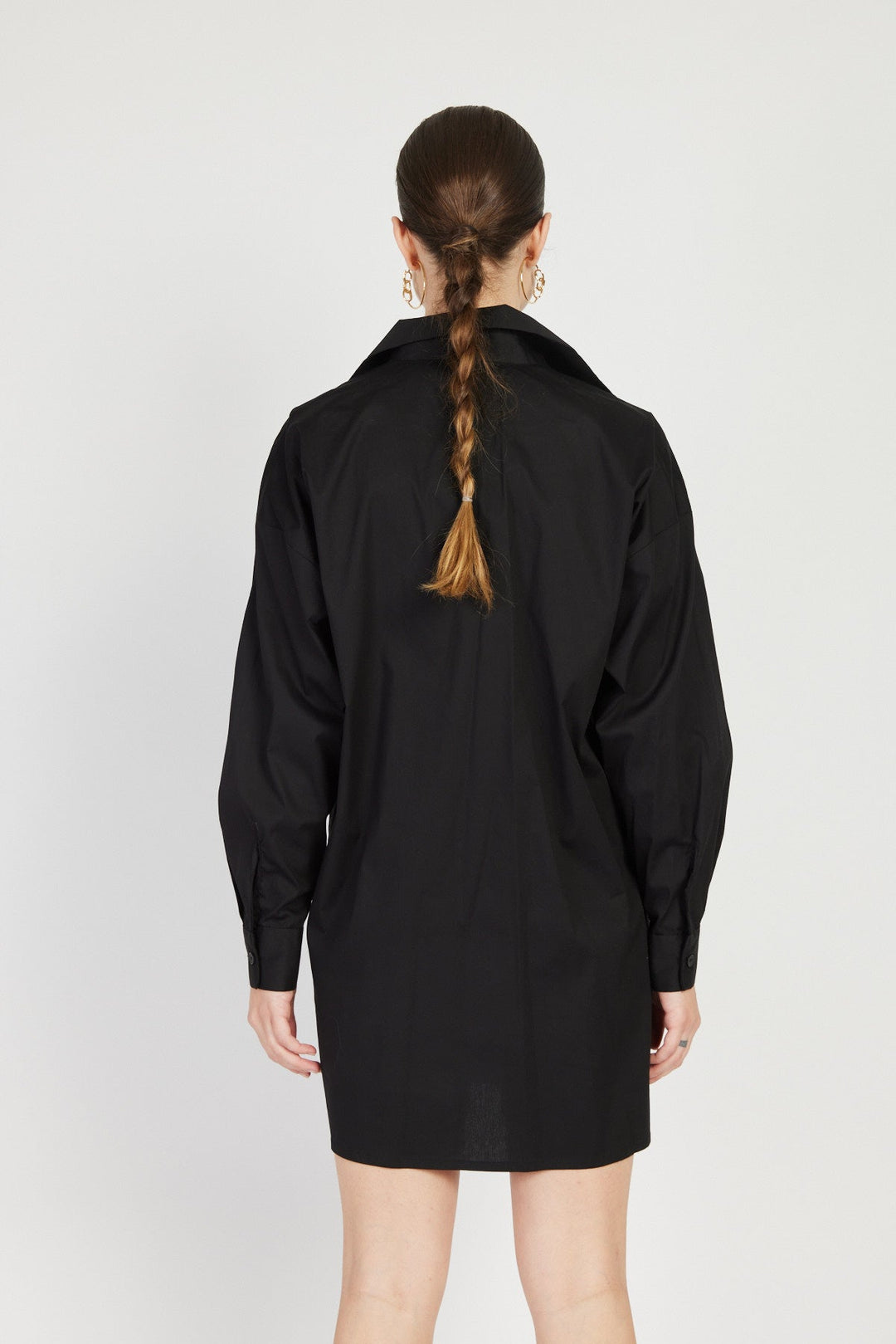 חולצת שמלה ג'אפה מכופתרת בצבע שחור - House Of Jaffa X Razili